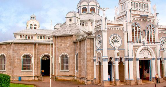 main catholic church cartago 3