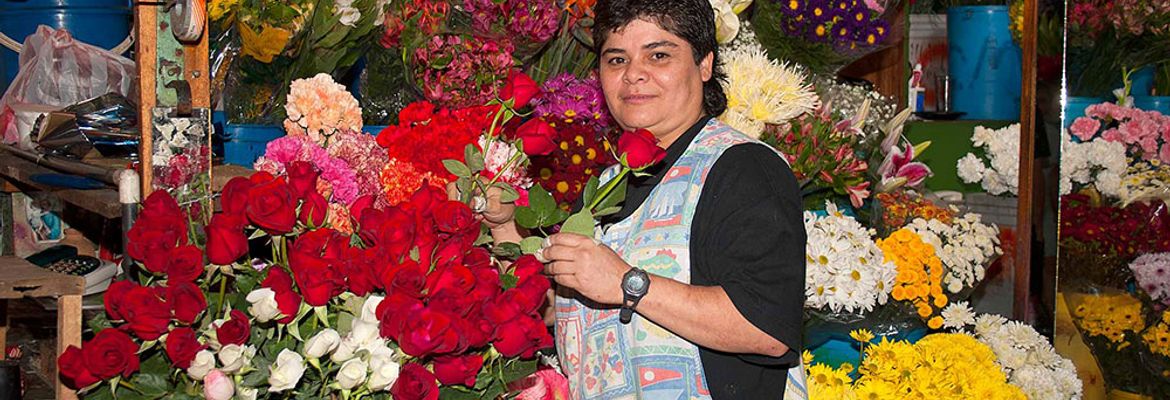 flower lady at central market in san jose