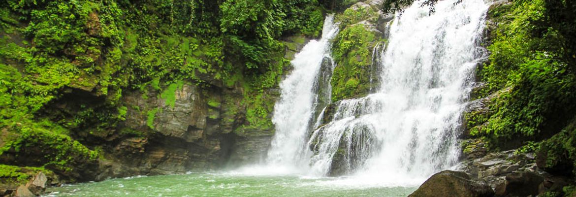 nauyaca waterfalls cascades 1