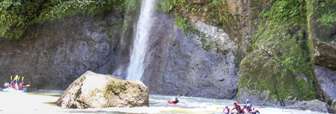 pacuare waterfall 1