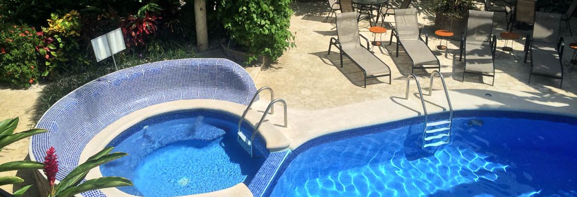 aerial pool costa coral 1