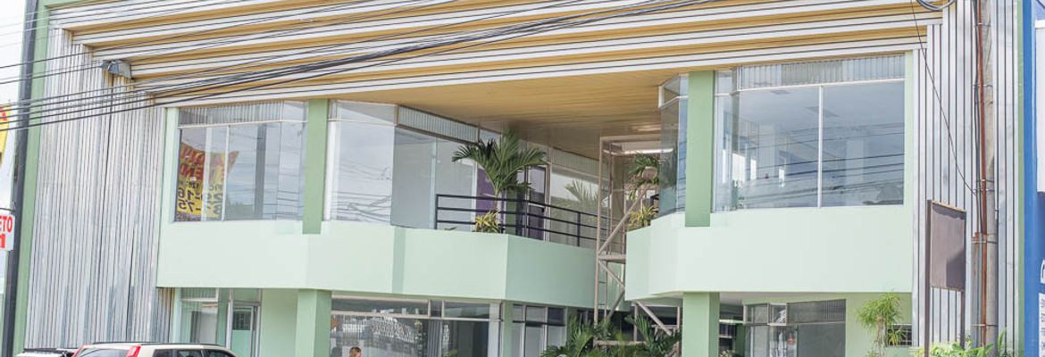 plaza dorada moravia front buildling