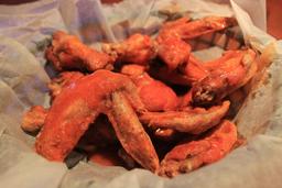 lazy mon buffalo wings 6