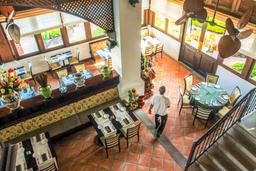 lanterna restaurant interior 5