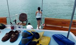 sunset sails catamaran flippers 6