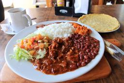 sabor tico casado 1