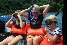 dominical surf dive snorkel girls snorkel 7