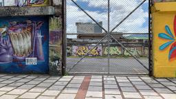 corner lot in la california view 003