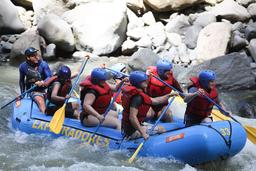 pacuare river team 6