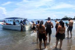 dominical surf dive snorkel boarding 6