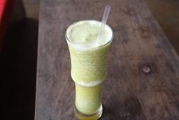 green one smoothie nativo sports bar
