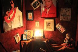 san clemente elvis shrine 4