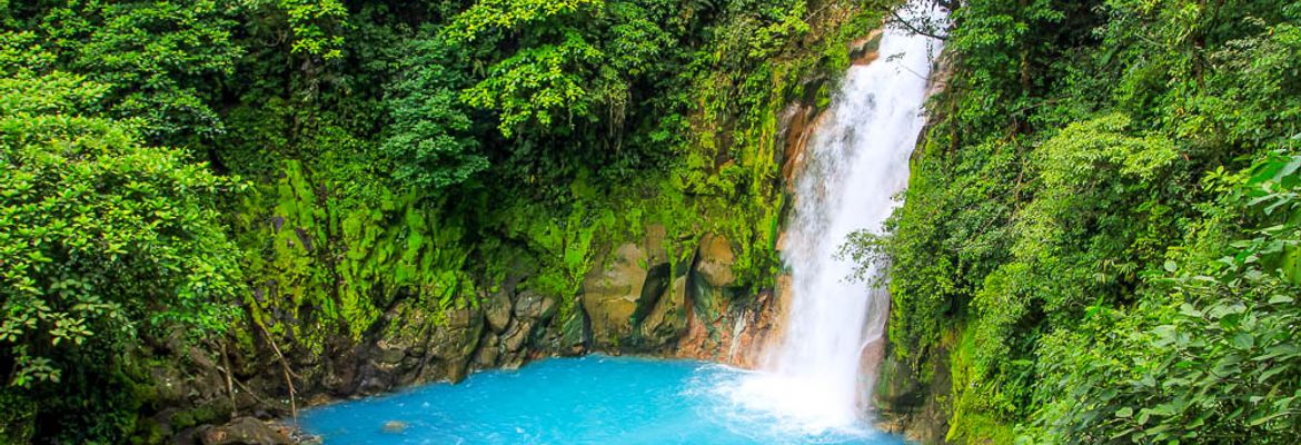 rio celeste waterfall overall 1