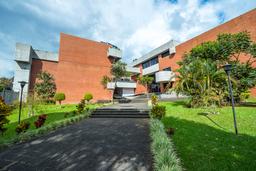 office buidling complex for lease or sale in los yoses view 007