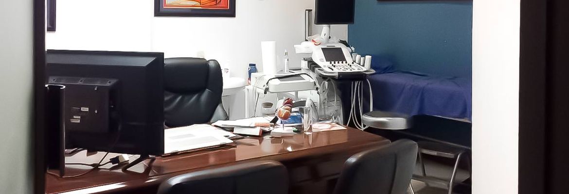 income producing commercial space in medical building for sale view 003