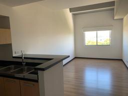 two story apartment for sale in a sabana complex view 001