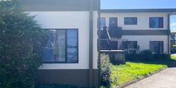 vacant apartment complex investment view 009