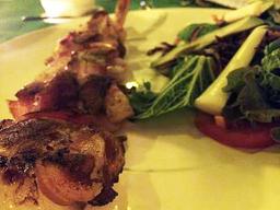bacon wrapped shrimp skewer9