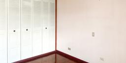 commercially zoned house for sale in sabana view 003