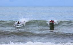 dominicalito waverider paddling 2