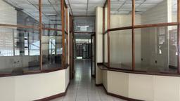 warehouse with ample parking for sale view 023