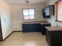 office building with warehouse in uruca view 007