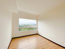 two story apartment for sale in a sabana complex view 014