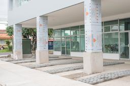 lateral view of parking spaces on ground floor