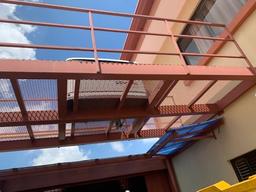 office building with warehouse in uruca view 030