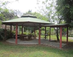 country side home on a large plot for sale view 002