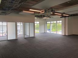 office space inside a business center in santa ana view 008