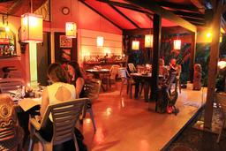 exotica interior 3