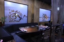 tsunami sushi table 7