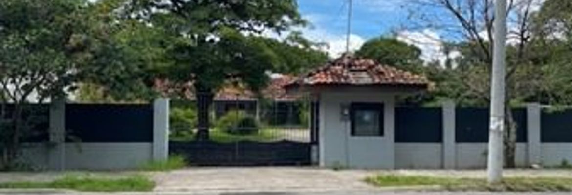 mixed used lot in santa ana view 001