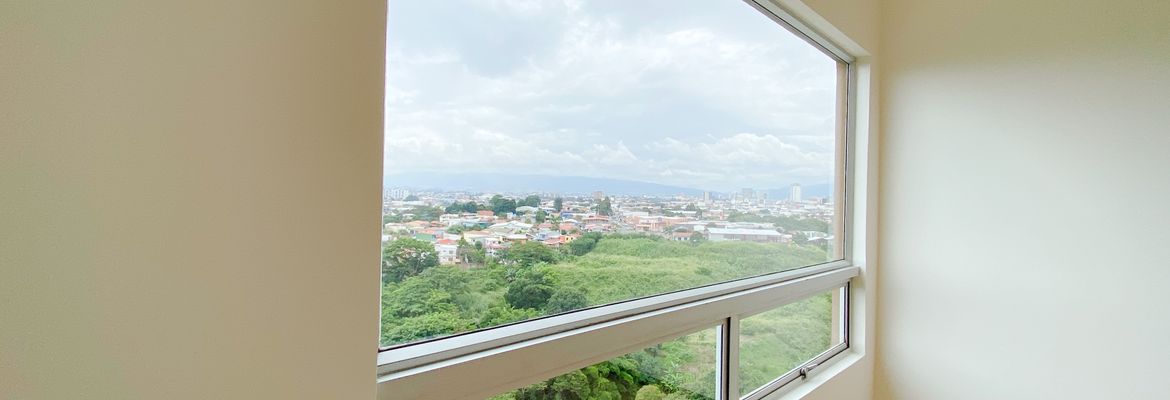 two story apartment for sale in a sabana complex view 018