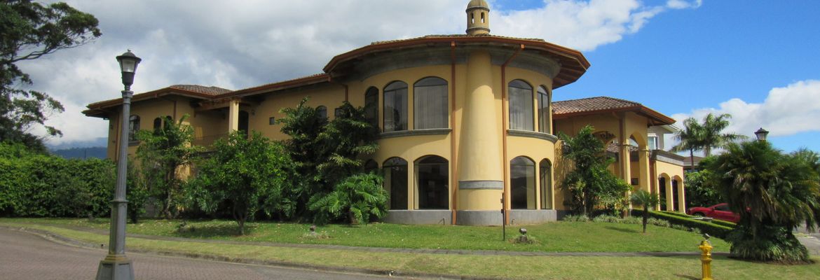 luxury house for sale in colinas de montealegre view 003