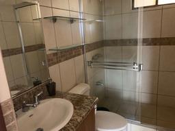 office building with warehouse in uruca view 010