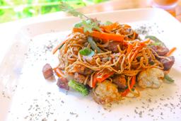 stir fried rice noodles closeup drake bay cafe