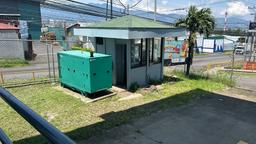 warehouse with ample parking for sale view 017