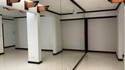 commercial use house for sale in san pedro view 001