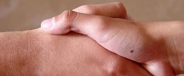 handshake-closing-the-deal