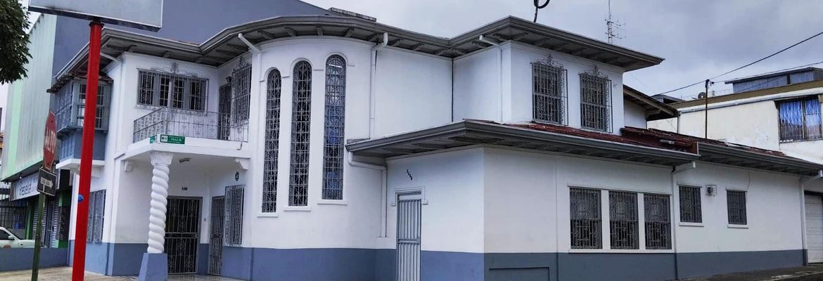 neo colonial mansion converted for office space on the main avenue of san jose city view 006