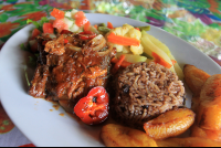        miss junies carribbean stewed chicken 
  - Costa Rica