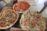three pizzas lunch
 - Costa Rica
