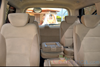        Hyundai H Van Heredia Seat Row View With Central Seats Down
  - Costa Rica