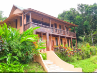 Tranquilo Lodge Main Building Street View
 - Costa Rica