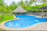        borrancho pool 
  - Costa Rica