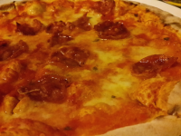 Diavola Pizza Close Up Amici
 - Costa Rica