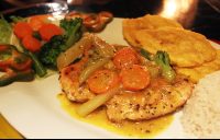robertos restaurant garlic butter chicken 
 - Costa Rica