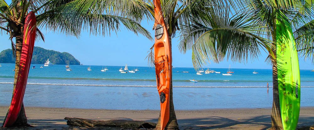        beach herradura beach puntarenas 
  - Costa Rica